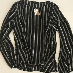 NWT Roz & Ali XS Blouse